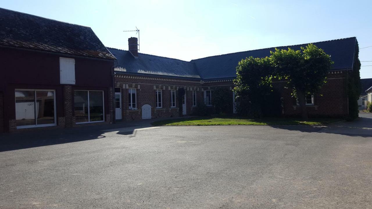 Logement A La Ferme Hangest-en-Santerre Buitenkant foto